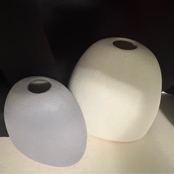 Gray and White Vases - Picture 2 of 3